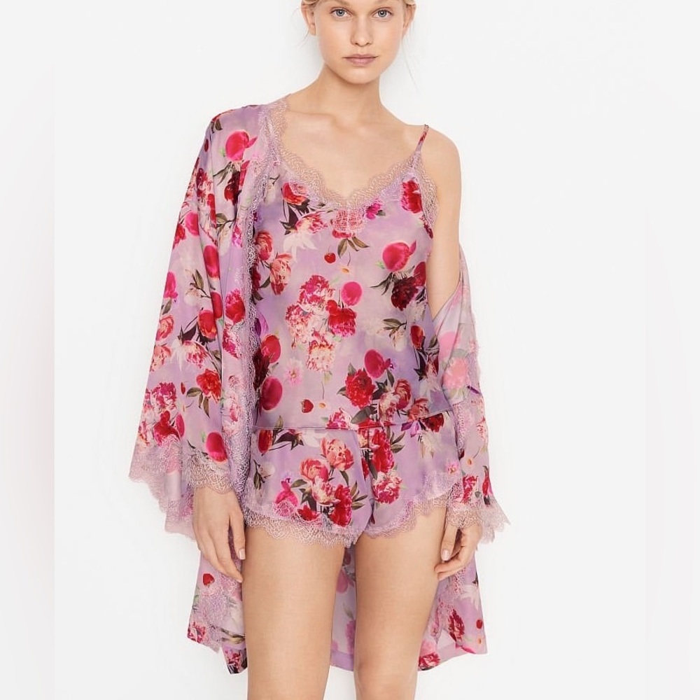 Victoria's Secret Satin Set Top and shorts Large